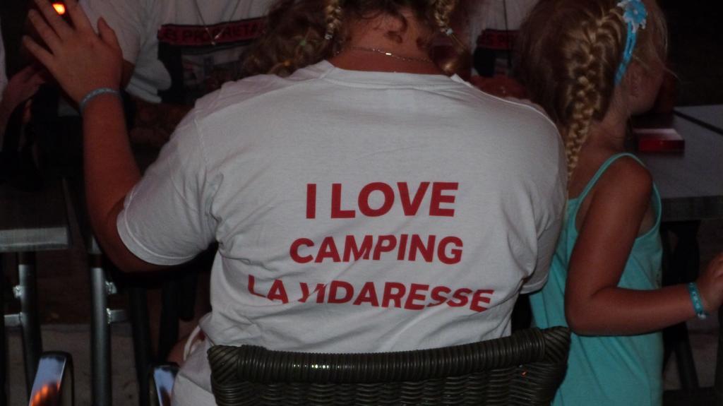 Camping La Vidaresse Hotel Sainte-Anastasie-sur-Issole Екстериор снимка